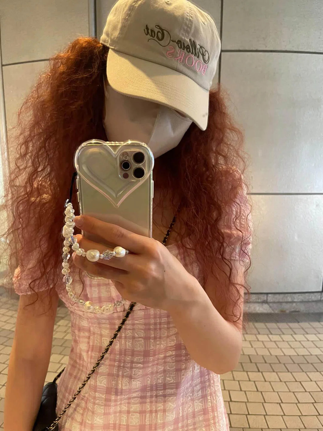 Pearl wristlet phone strap